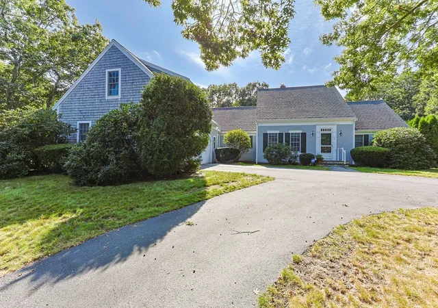 Photo 3 of Sale Pending at 2 Harding Ln, Harwich, MA 02645 | MLS# 73582404 | Listing updated on 2026-10-19