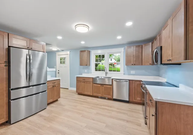 Photo 3 of Single family home for sale at 48 Carter Rd, Westminster, MA 01473 | MLS# 73577888 | Listing updated on 2026-10-10