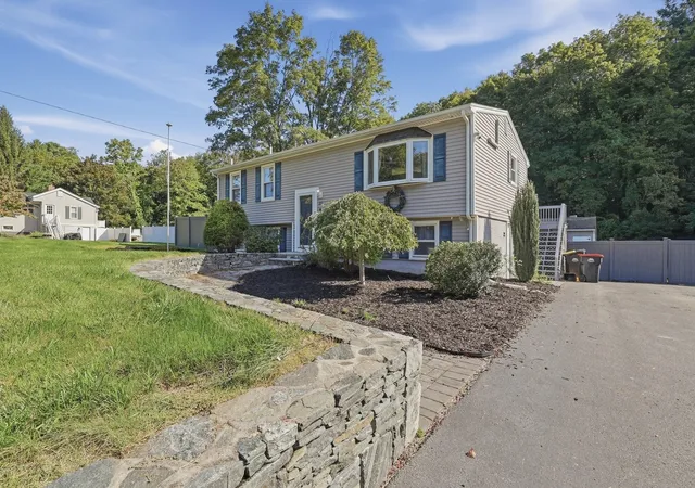 Photo 1 of Sale Pending at 82 City Depot Rd, Charlton, MA 01507 | MLS# 73581534 | Listing updated on 2026-10-14