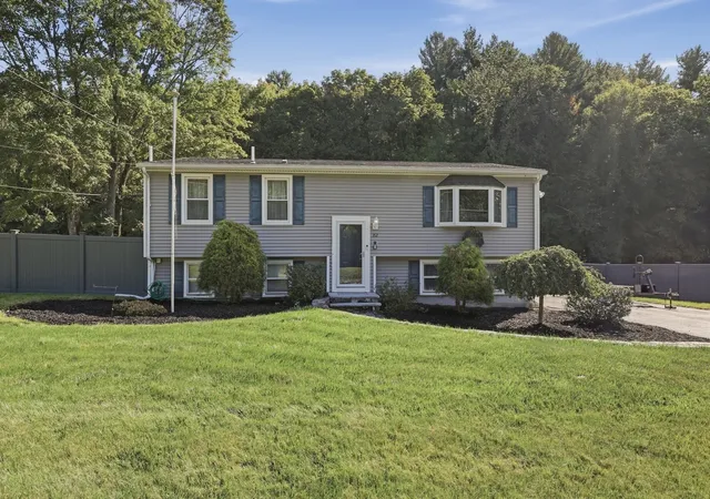 Photo 3 of Sale Pending at 82 City Depot Rd, Charlton, MA 01507 | MLS# 73581534 | Listing updated on 2026-10-14