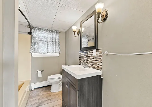 Photo 4 of Condo for sale at 243 Robeson St #3, Fall River, MA 02720 | MLS# 73573421 | Listing updated on 2026-10-06