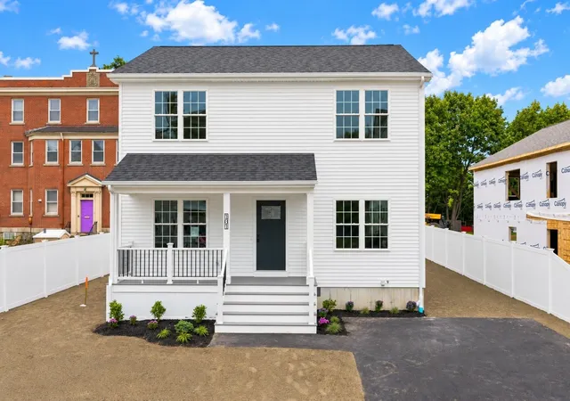 Photo 1 of Single family home for sale at 181 Wellington, Fall River, MA 02720 | MLS# 73581320 | Listing updated on 2026-09-28