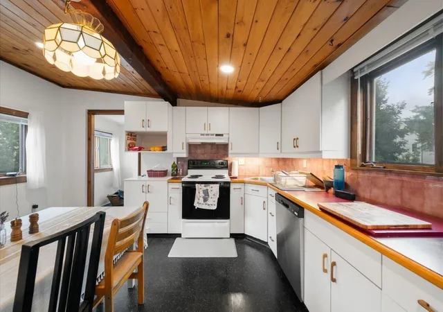 Listing Photo 5 - Condo for sale in building located at 125 Morrison Ave, Somerville, MA 02144
