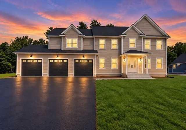 Single family home for sale at 10 Happy Acres, East Longmeadow, MA 01028 | MLS# 73576661