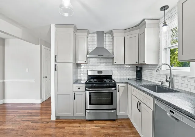 Photo 3 of Single family home for sale at 244 Mechanic St, Foxboro, MA 02035 | MLS# 73588912 | Listing updated on 2026-10-13