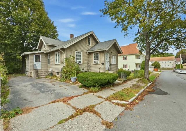 Photo 2 of Single family home for sale at 10 Mildred Ave, Worcester, MA 01603 | MLS# 73586468 | Listing updated on 2026-10-27