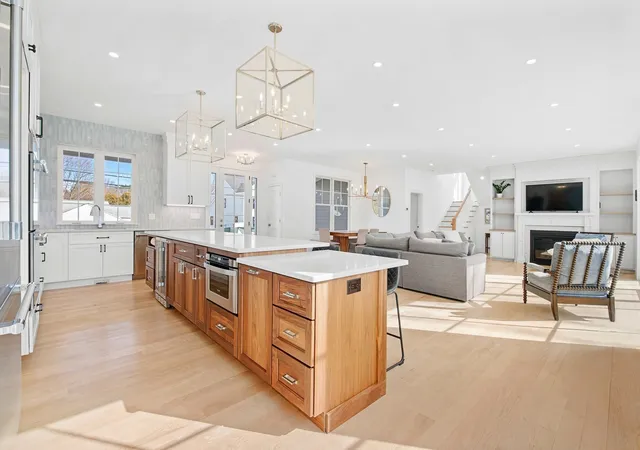Photo 2 of Mansion for sale at 110 Berkley St, Waltham, MA 02451 | MLS# 73576097 | Listing updated on 2026-09-15