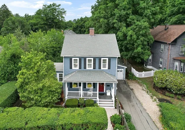 Photo 1 of Sale Pending at 297 Woburn St, Reading, MA 01867 | MLS# 73581108 | Listing updated on 2026-10-07