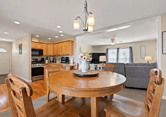Photo 3 of Condo for sale at 21 Hemlock Dr #21, East Bridgewater, MA 02333 | MLS# 73588361 | Listing updated on 2026-10-12
