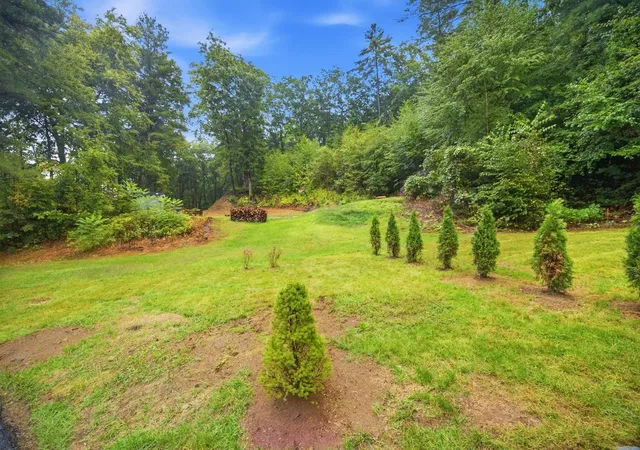 Photo 39 of Sale Pending at 583 Main St, Warren, MA 01083 | MLS# 73577642 | Listing updated on 2026-10-07