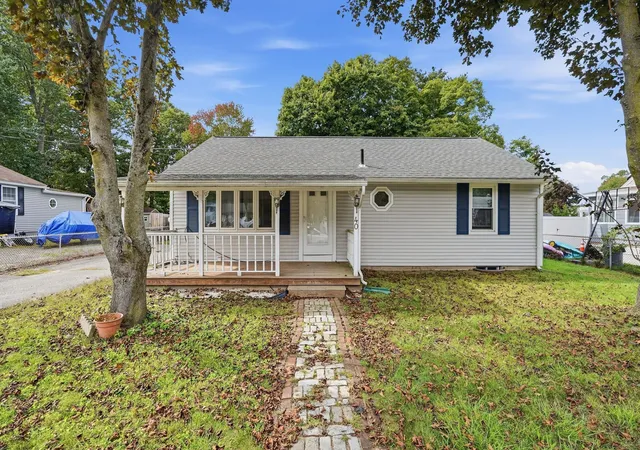 Photo 1 of Single family home for sale at 40 W Belmont St, Ludlow, MA 01056 | MLS# 73583308 | Listing updated on 2026-10-19