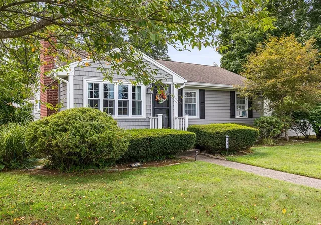 Photo 2 of Sale Pending at 55 St Laurent, Seekonk, MA 02771 | MLS# 73572270 | Listing updated on 2026-09-29