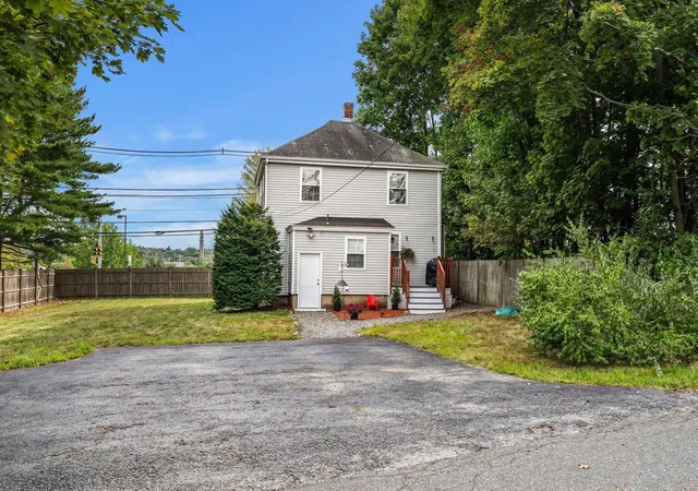 Photo 3 of Single family home for sale at 55 Endicott St, Danvers, MA 01923 | MLS# 73572471 | Listing updated on 2026-09-16