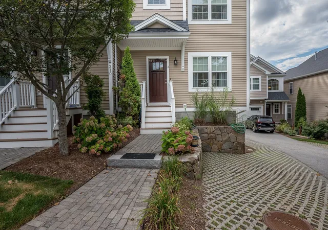 Photo 3 of Condo for sale at 210 S Quinsigamond Ave #2, Shrewsbury, MA 01545 | MLS# 73575094 | Listing updated on 2026-09-14