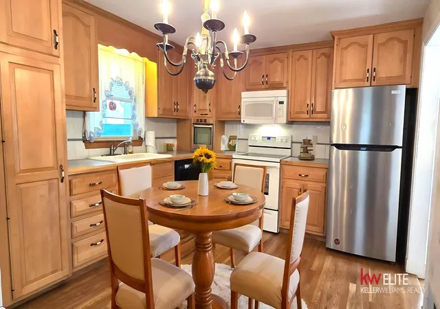 Photo 2 of Sale Pending at 132 Milton Rd, Braintree, MA 02184 | MLS# 73575405 | Listing updated on 2026-09-15