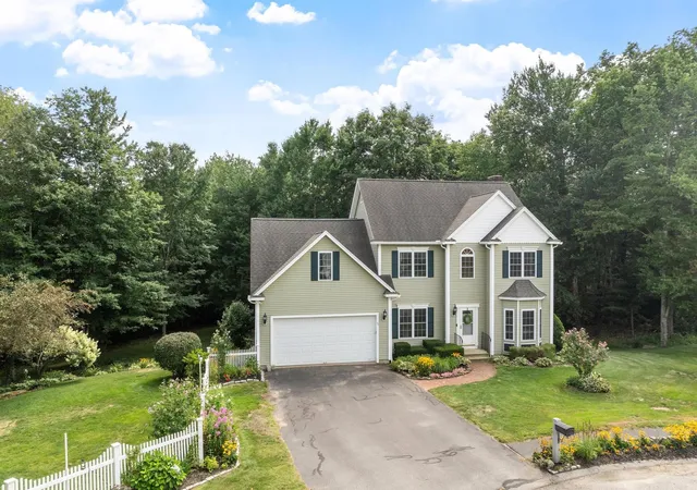 Photo 2 of Single family home for sale at 71 Nicolle Ter, Gardner, MA 01440 | MLS# 73575593 | Listing updated on 2026-09-21