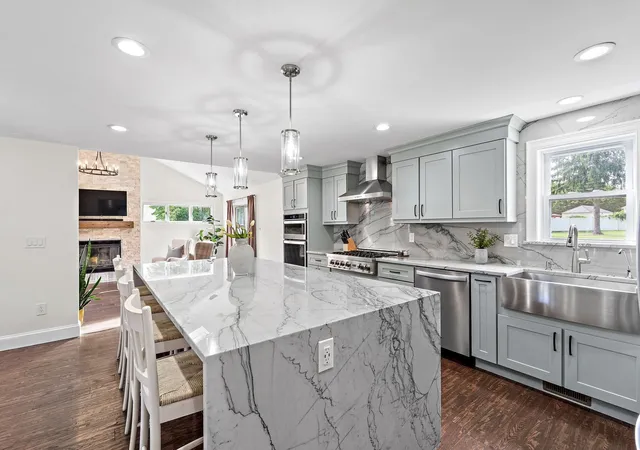 Photo 3 of Sale Pending at 100 Muron Ave, Bellingham, MA 02019 | MLS# 73571684 | Listing updated on 2026-09-15