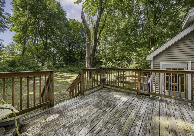 Photo 3 of Single family home for sale at 1100 Roosevelt Ave, Springfield, MA 01109 | MLS# 73576016 | Listing updated on 2026-09-15