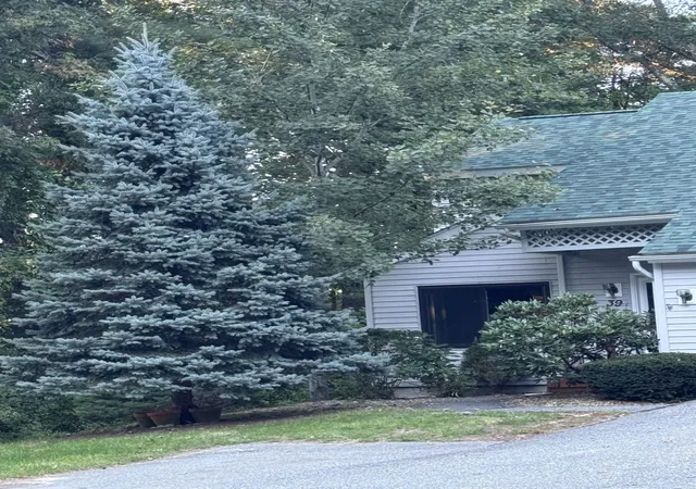 Photo 1 of Condo for sale at 39 Aspen Dr #39, Atkinson, NH 03811 | MLS# 73583356 | Listing updated on 2026-10-02
