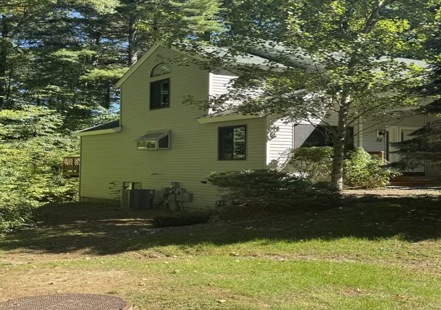 Photo 2 of Condo for sale at 39 Aspen Dr #39, Atkinson, NH 03811 | MLS# 73583356 | Listing updated on 2026-10-02