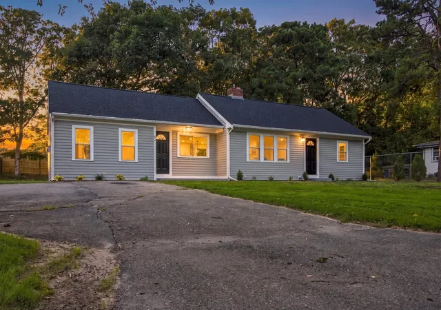 Photo 2 of Sale Pending at 43 Quaker Rd, Hyannis, MA 02601 | MLS# 73576404 | Listing updated on 2026-10-07