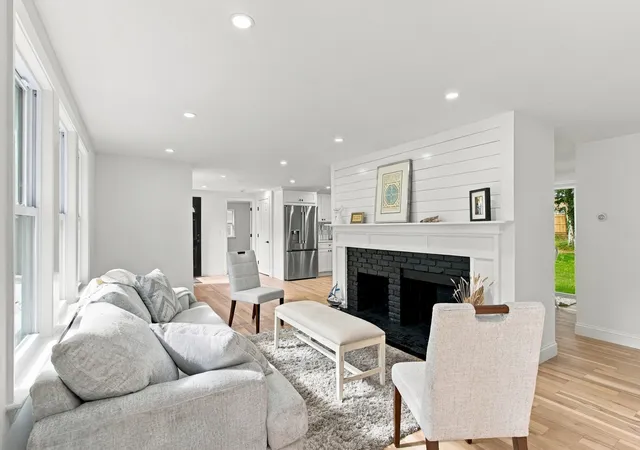 Photo 3 of Sale Pending at 43 Quaker Rd, Hyannis, MA 02601 | MLS# 73576404 | Listing updated on 2026-10-07