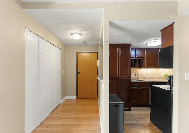 Photo 4 of Condo for sale at 390 Broadway #51, Somerville, MA 02145 | MLS# 73575539 | Listing updated on 2026-09-14