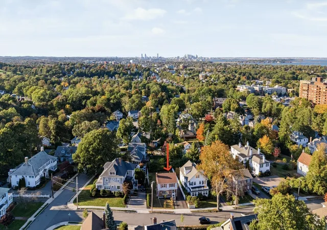 Photo 3 of Single family home for sale at 31 Fairmount Way, Quincy, MA 02169 | MLS# 73588159 | Listing updated on 2026-10-14