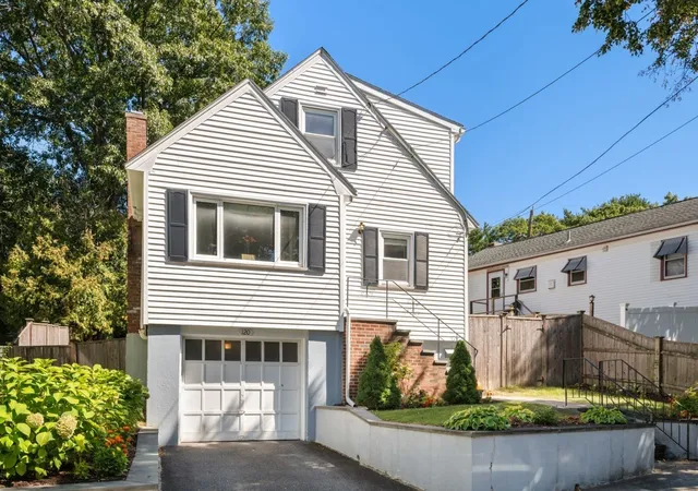 Photo 3 of Sale Pending at 120 Vogel St, West Roxbury, MA 02132 | MLS# 73578822 | Listing updated on 2026-09-23