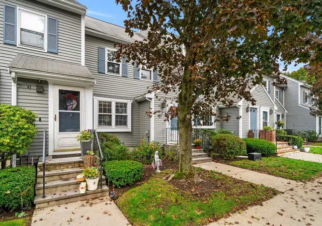 Photo 1 of Condo for sale at 40 Washington Grn #40, East Walpole, MA 02032 | MLS# 73585507 | Listing updated on 2026-10-05