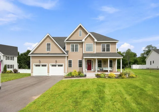 Photo 2 of Single family home for sale at 6 Geramat Way, Methuen, MA 01844 | MLS# 73573736 | Listing updated on 2026-09-13