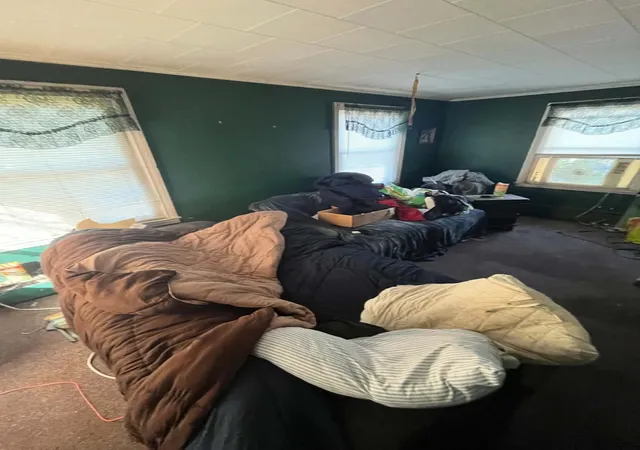 Photo 2 of Single family home for sale at 5 Marconi Rd, Worcester, MA 01606 | MLS# 73585551 | Listing updated on 2026-10-16