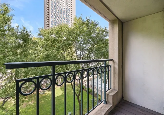 Photo 3 of Sale Pending at 20 Rowes Wharf #501, Boston, MA 02110 | MLS# 73583431 | Listing updated on 2026-10-12