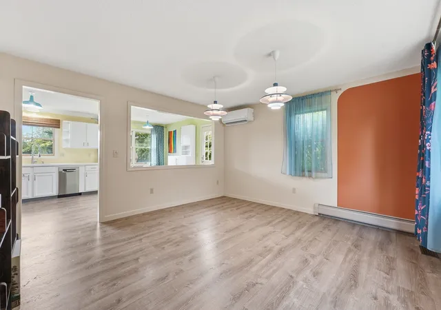 Photo 3 of Single family home for sale at 165 Ferry St, Easthampton, MA 01027 | MLS# 73587344 | Listing updated on 2026-10-14