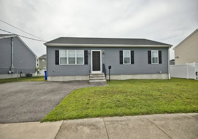 Photo 3 of Single family home for sale at 53 Pulaski St, Fall River, MA 02721 | MLS# 73570623 | Listing updated on 2026-09-28
