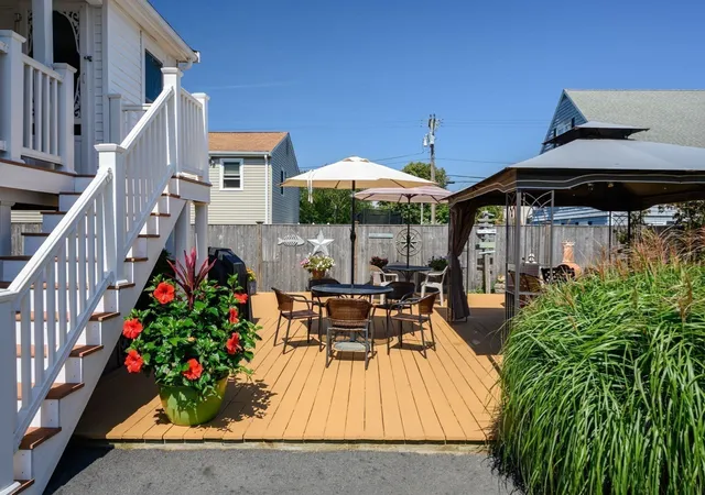 Photo 4 of Single family home for sale at 81 Warfield, Hull, MA 02045 | MLS# 73574772 | Listing updated on 2026-09-20