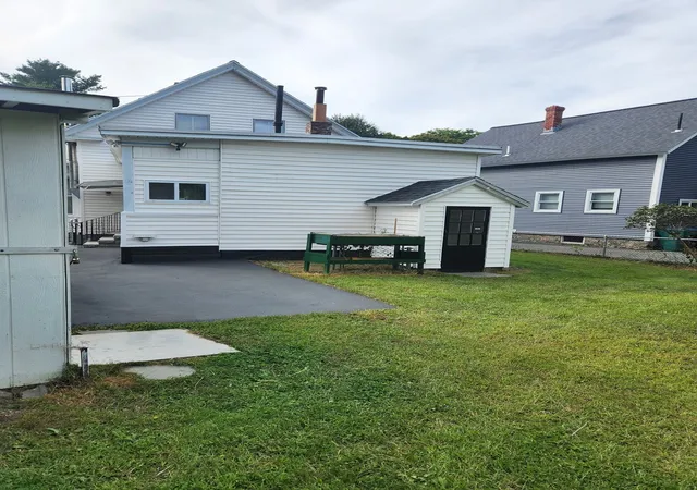 Photo 3 of Single family home for sale at 37 Barclay St, Lowell, MA 01851 | MLS# 73579388 | Listing updated on 2026-10-11