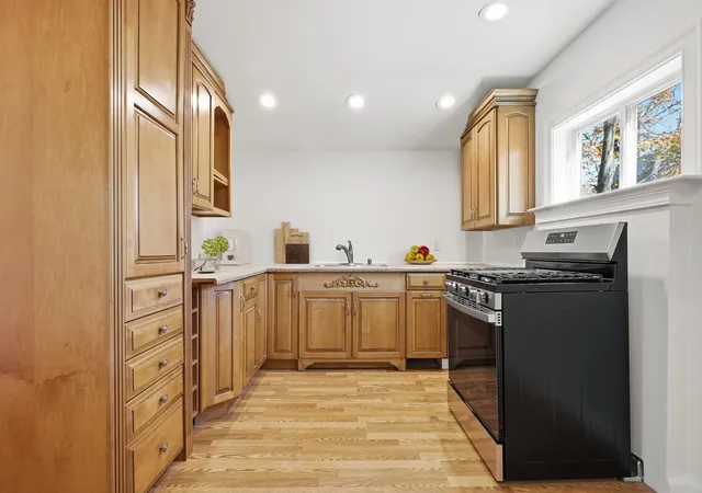 Listing Photo 4 - Condo for sale in building located at 15-r E Broadway Rear, Gardner, MA 01440