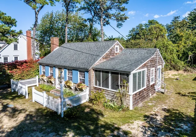 Photo 3 of Single family home for sale at 335 Lower County Rd, Dennis Port, MA 02639 | MLS# 73587425 | Listing updated on 2026-10-13