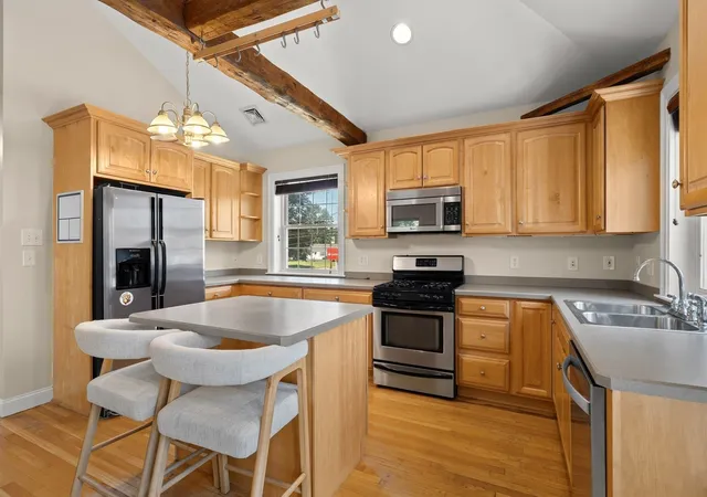 Photo 2 of Condo for sale at 521 Washington St #3, Abington, MA 02351 | MLS# 73577075 | Listing updated on 2026-10-24