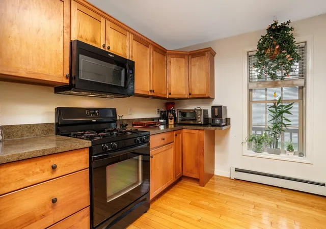 Photo 2 of Condo for sale at 48 Kiley's Way #48, Gardner, MA 01440 | MLS# 73573714 | Listing updated on 2026-09-16