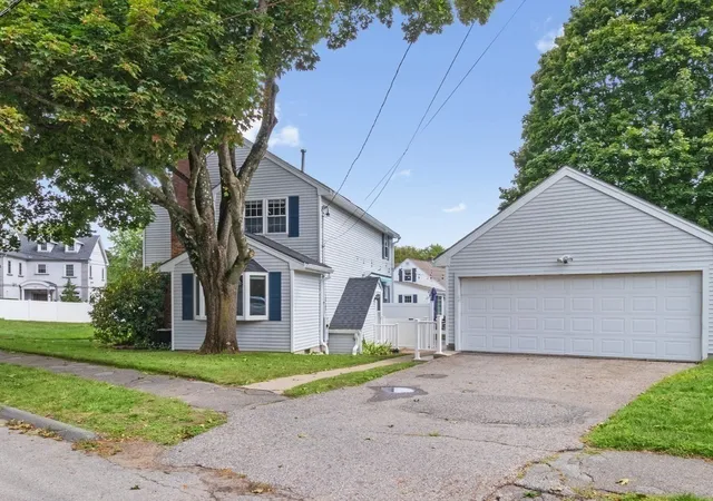 Photo 3 of Single family home for sale at 22 Abbott Rd, Waltham, MA 02452 | MLS# 73574977 | Listing updated on 2026-09-15