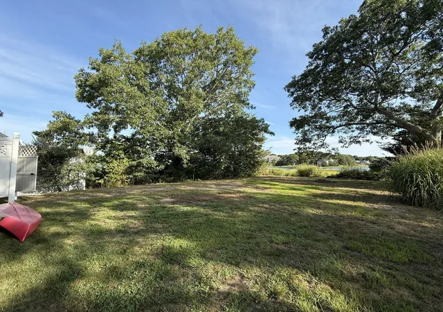 Photo 4 of Sale Pending at 26 Massasoit St, Pocasset, MA 02559 | MLS# 73571277 | Listing updated on 2026-09-08