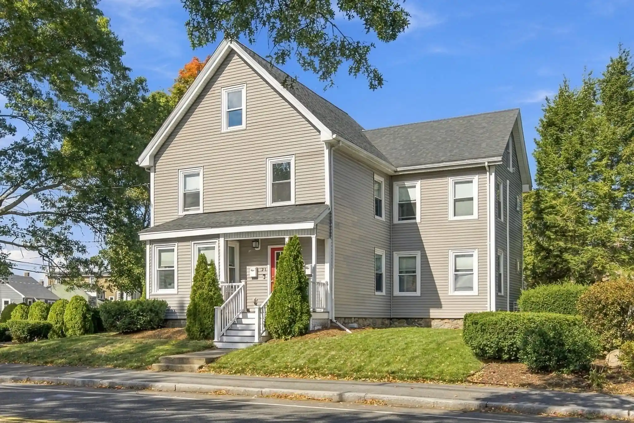 Listing Photo 2 - Condo for sale in 21 Purchase St located at 21 Purchase St, Danvers, MA 01923 - Unit 21 Purchase St