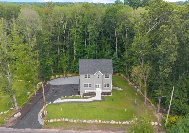 Photo 2 of Single family home for sale at 163 Hope St, Seekonk, MA 02771 | MLS# 73575792 | Listing updated on 2026-09-15