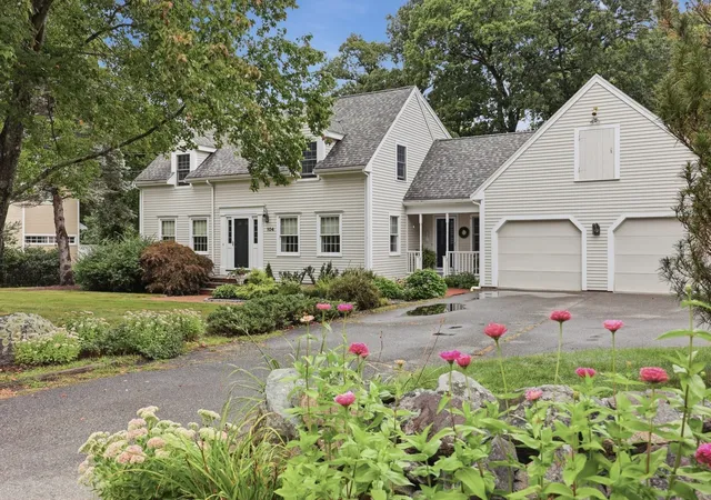 Photo 2 of Sale Pending at 104 Elm St, Byfield, MA 01922 | MLS# 73573299 | Listing updated on 2026-09-30