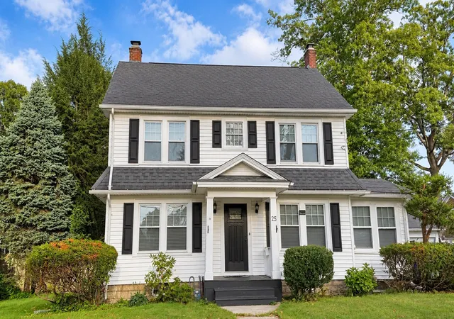 Photo 1 of Sale Pending at 25 Wexford St, Springfield, MA 01118 | MLS# 73582143 | Listing updated on 2026-10-22