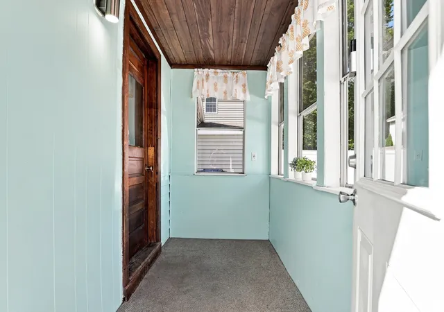 Photo 3 of Single family home for sale at 152 Main St, Wilmington, MA 01887 | MLS# 73575894 | Listing updated on 2026-10-16