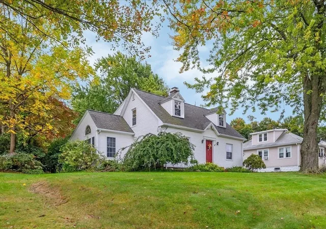 Photo 1 of Sale Pending at 5 Field St, Auburn, MA 01501 | MLS# 73585557 | Listing updated on 2026-10-07
