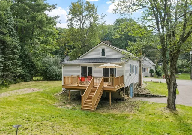 Photo 3 of Sale Pending at 322 Pearl St, Gardner, MA 01440 | MLS# 73575101 | Listing updated on 2026-09-29